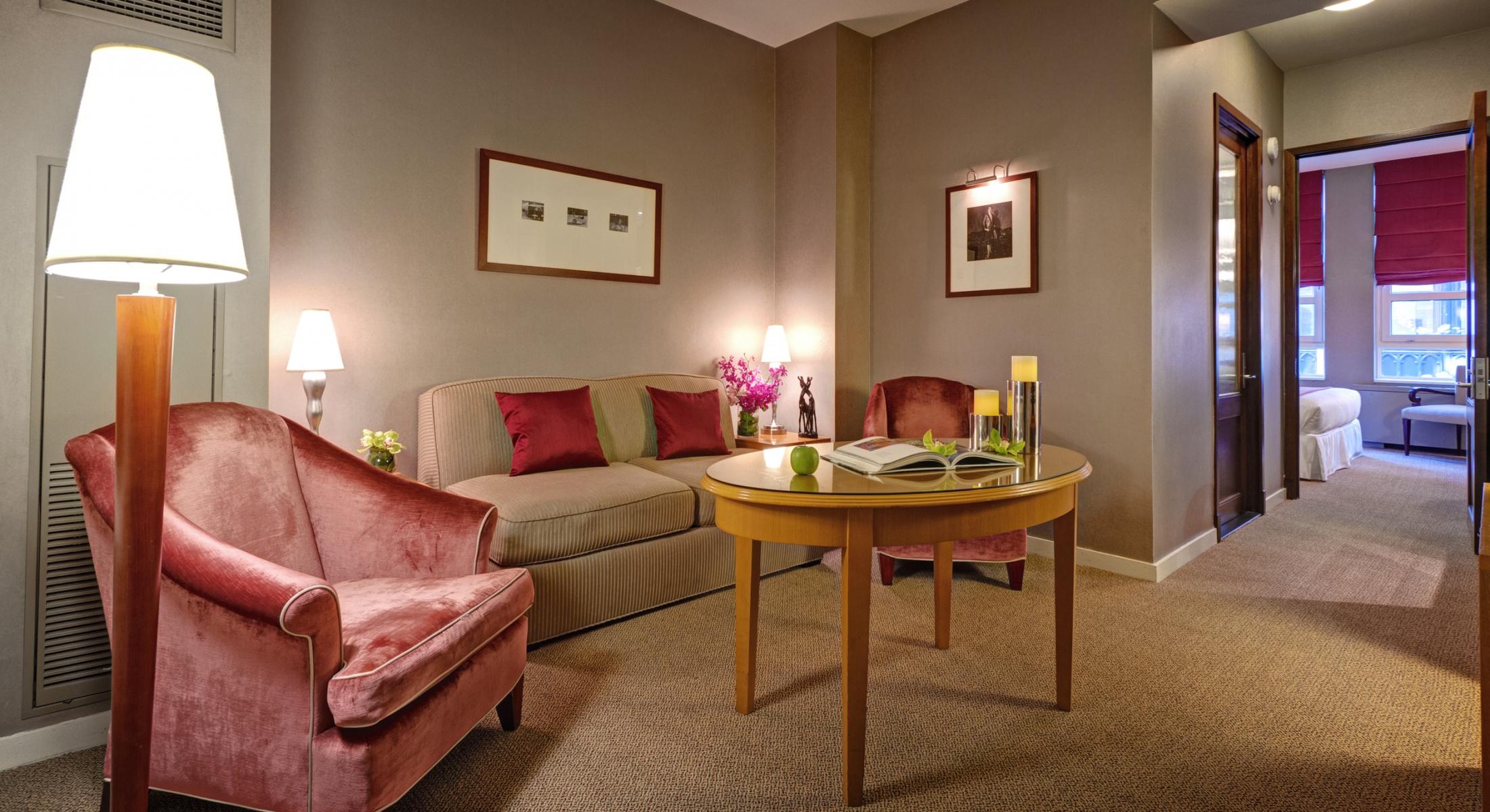 Library Hotel Collection | Madison Square New York | Hotel Giraffe NYC