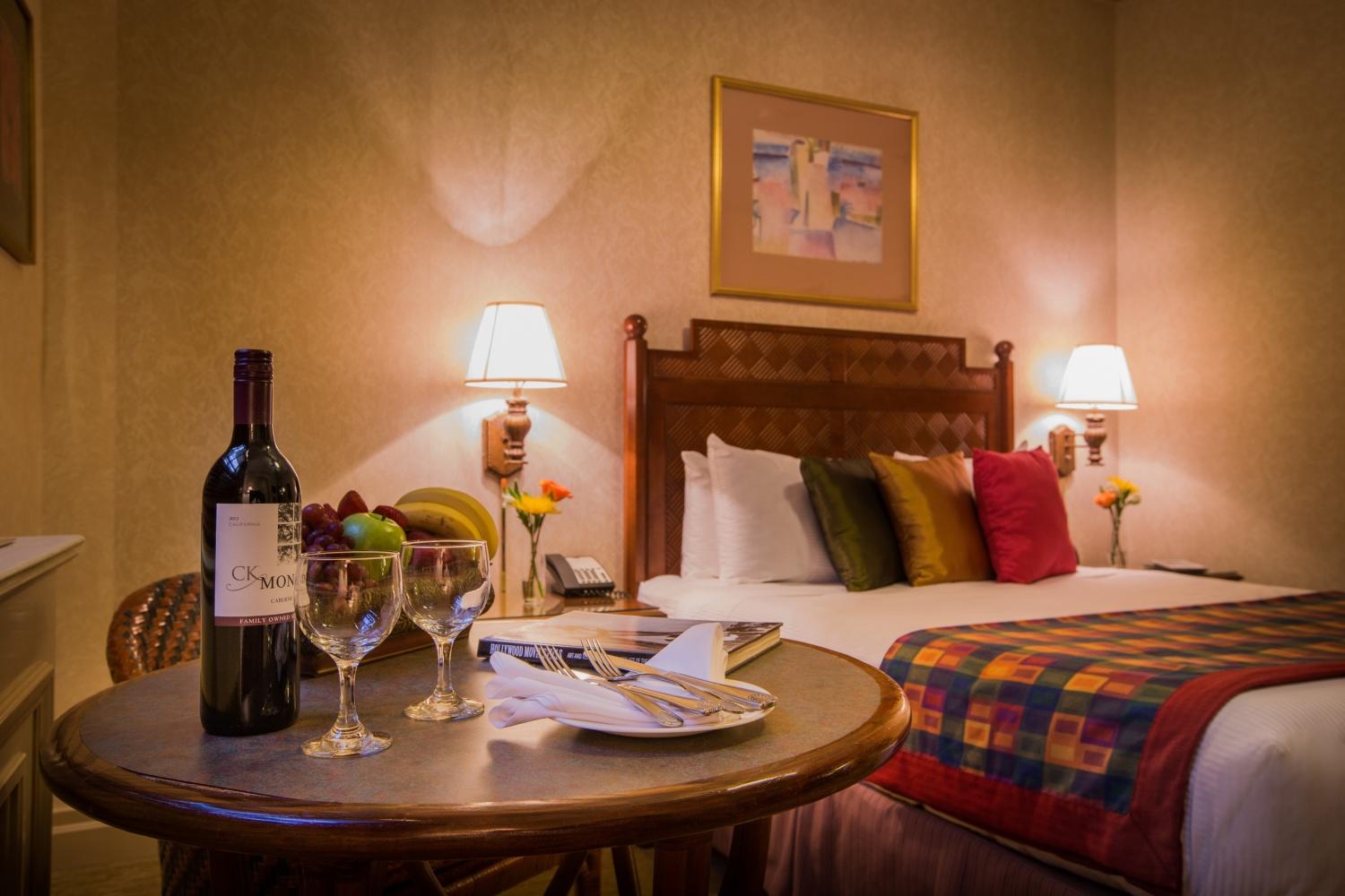 precios de casablanca hotel by library hotel collection