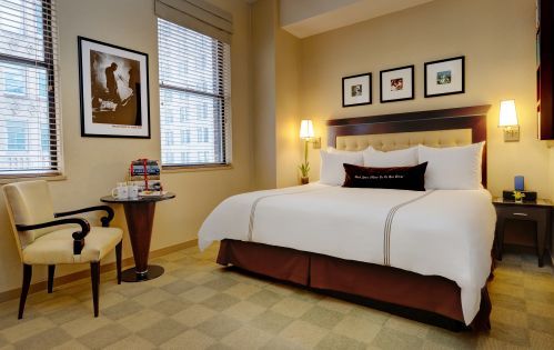 Deluxe Room with One King Bed at Library Hotel